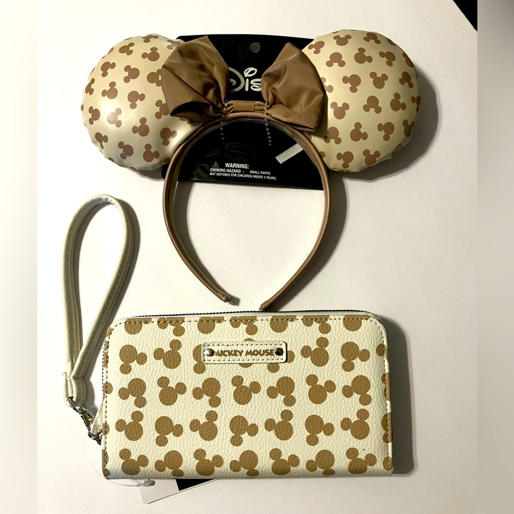 Disney Vinyl Minnie Headband Ears and Matching Wallet/Wristlet